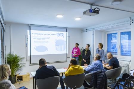 Uspešen zaključek Produktnega start-up vikenda v KIKštarterju Kamnik (6)